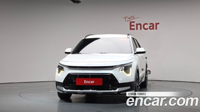 Kia Niro Prestige 2022 — фото 3