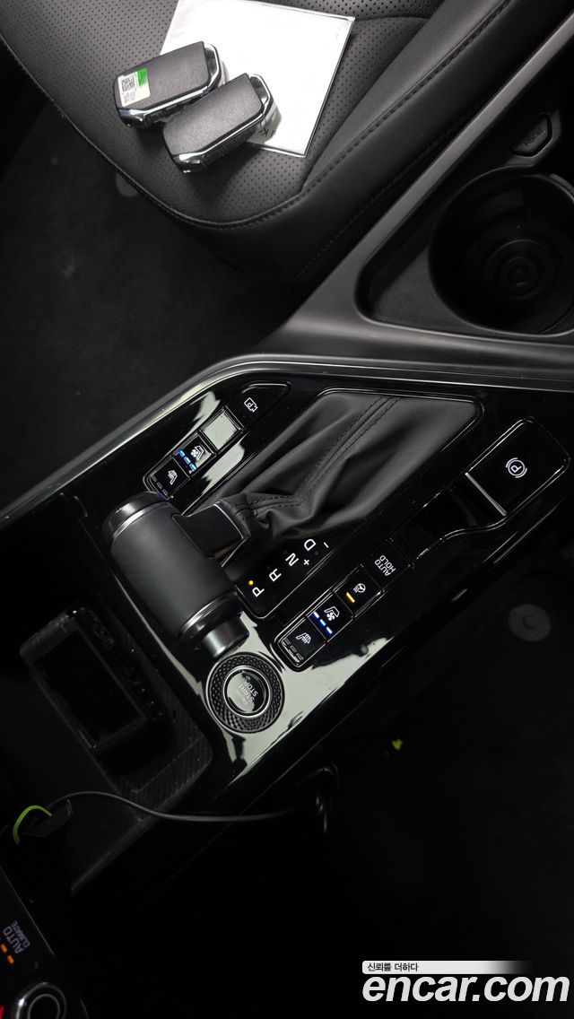 Kia Niro Prestige 2022 — фото 18