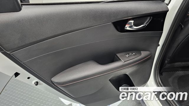 Kia K3 5Door GT Signature 2021 — фото 25