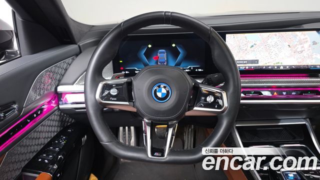 BMW i7 (G70) xDrive 60 M sport 2024 — фото 15