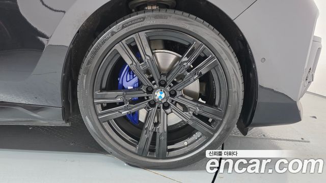BMW i7 (G70) xDrive 60 M sport 2024 — фото 21
