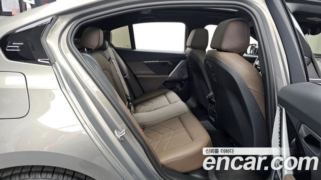 BMW 5 Series (G60) 520i Special Edition 2026 — фото 12