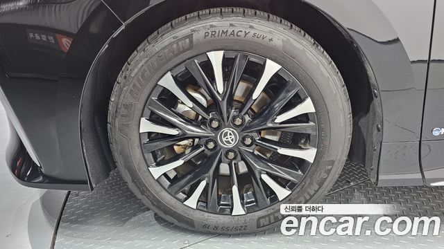 Toyota Alphard (IV) 2.5 HEV Executive AWD 2024 — фото 5