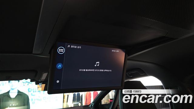 Toyota Alphard (IV) 2.5 HEV Executive AWD 2024 — фото 38