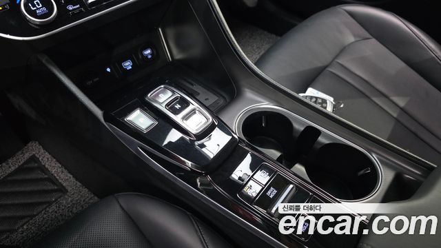Hyundai Sonata (DN8) 2.0 Premium Plus 2022 — фото 9