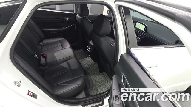 Hyundai Sonata (DN8) 2.0 Premium Plus 2022 — фото 11