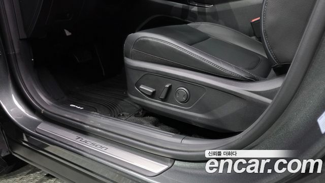 Hyundai Tucson (NX4) Gasoline 1.6 Turbo 2WD Inspiration 2023 — фото 18