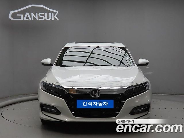 Honda Accord (X) 2.0 Hybrid Touring