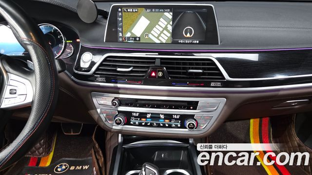 BMW 7 Series (G11) 730Ld xDrive M Sport 2018 — фото 13