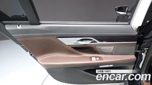 BMW 7 Series (G11) 730Ld xDrive M Sport 2018 — фото 25