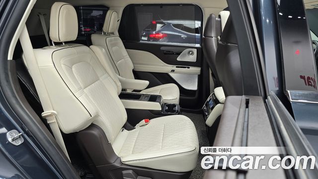 Lincoln Aviator (II) 3.0 Black Label AWD 2022 — фото 11