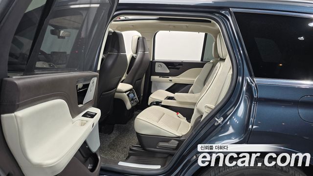 Lincoln Aviator (II) 3.0 Black Label AWD 2022 — фото 12