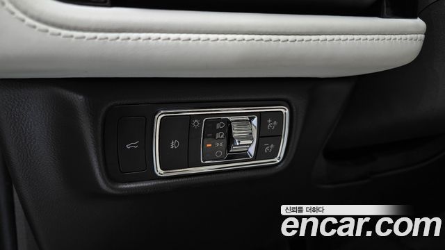 Lincoln Aviator (II) 3.0 Black Label AWD 2022 — фото 30