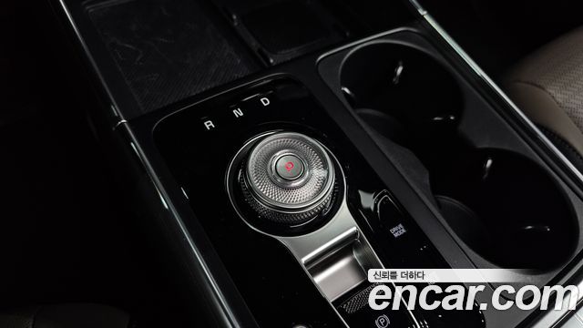 Kia Carnival (IV) HEV 9seater Signature 2025 — фото 9
