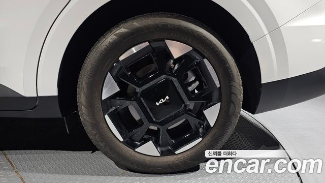 Kia Carnival (IV) HEV 9seater Signature 2025 — фото 27