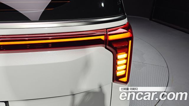 Kia Carnival (IV) HEV 9seater Signature 2025 — фото 29