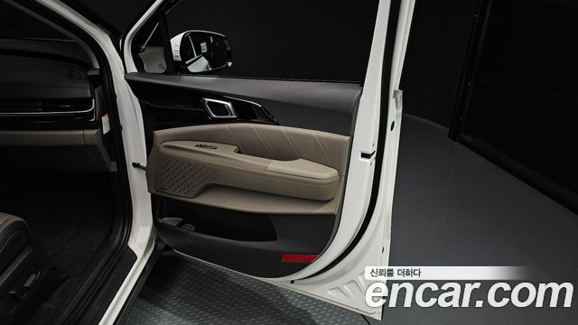Kia Carnival (IV) HEV 9seater Signature 2025 — фото 31