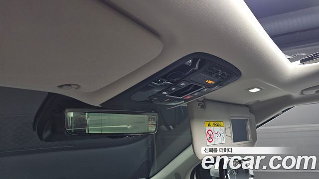 Kia Carnival (IV) HEV 9seater Signature 2025 — фото 33