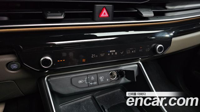 Kia Carnival (IV) HEV 9seater Signature 2025 — фото 39
