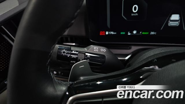 Kia Carnival (IV) HEV 9seater Signature 2025 — фото 48
