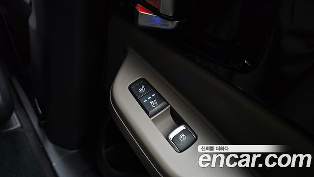 Kia Carnival (IV) HEV 9seater Signature 2025 — фото 51