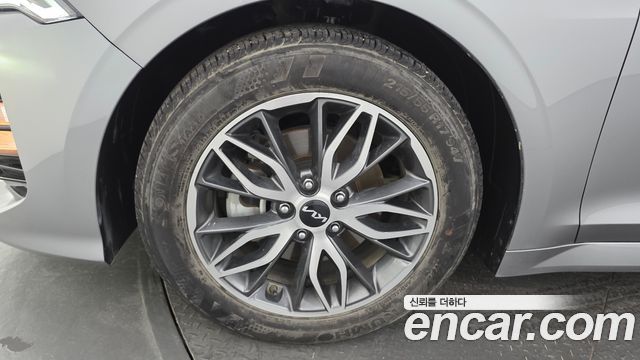 Kia K5 (III) 2.0 Prestige 2023 — фото 5