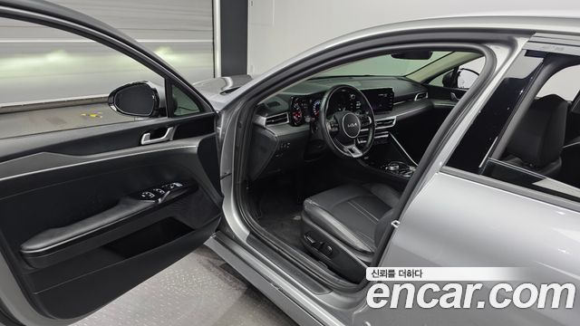 Kia K5 (III) 2.0 Prestige 2023 — фото 10