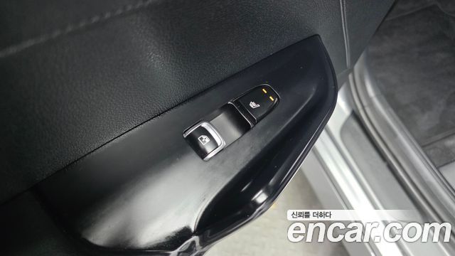 Kia K5 (III) 2.0 Prestige 2023 — фото 20