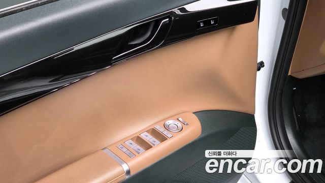Hyundai Grandeur Hybrid (GN7) Exclusive 2023 — фото 20