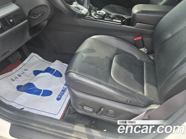 Kia Sportage (V) Diesel 2.0 2WD Signature 2022 — фото 8