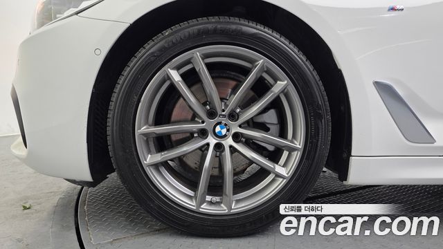 BMW 5 Series (G30) 520d M Sport package 2018 — фото 5