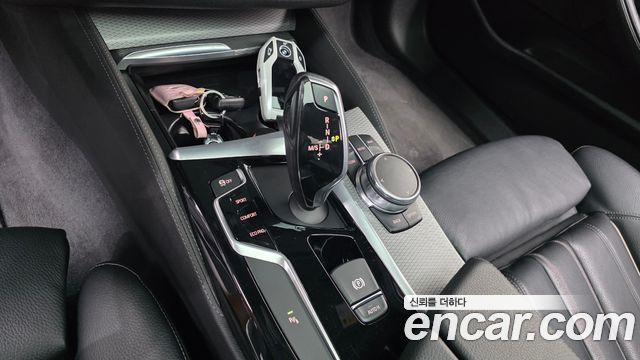BMW 5 Series (G30) 520d M Sport package 2018 — фото 9