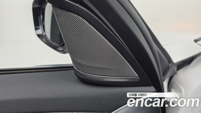 BMW 5 Series (G30) 520d M Sport package 2018 — фото 27
