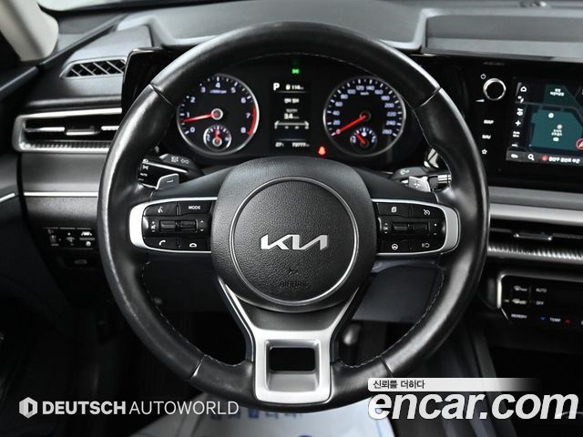 Kia K5 (III) 2.0 Prestige 2022 — фото 17