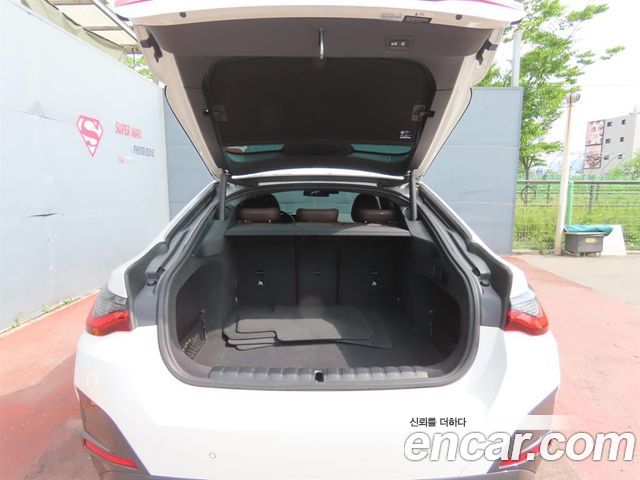 BMW i4 eDrive40 M Sports Pro 2023 — фото 5