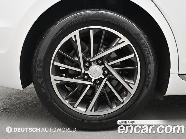 Hyundai Grandeur (IG) 3.0 LPi Rent Car Modern 2022 — фото 5