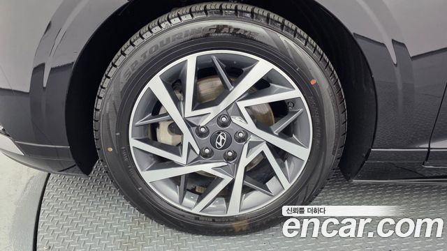 Hyundai Grandeur (GN7) 2,5 Gasoline 2WD Premium 2023 — фото 5