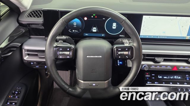 Hyundai Grandeur (GN7) 2,5 Gasoline 2WD Premium 2023 — фото 13