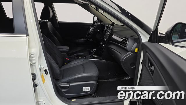 KG Mobility (SsangYong) Very New Tivoli Gasoline 1.5 2WD V3 2021 — фото 11