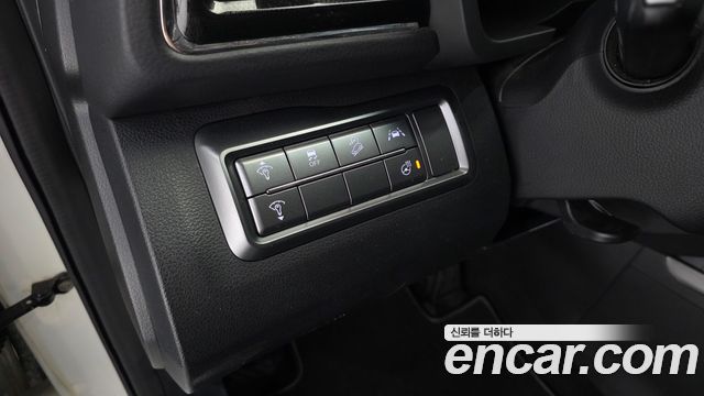 KG Mobility (SsangYong) Very New Tivoli Gasoline 1.5 2WD V3 2021 — фото 14