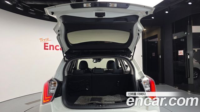 KG Mobility (SsangYong) Very New Tivoli Gasoline 1.5 2WD V3 2021 — фото 20