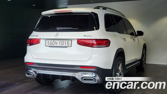 Mercedes-Benz GLB-Class (X247) GLB250 4MATIC 2022 — фото 2