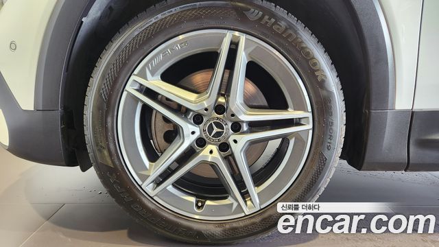 Mercedes-Benz GLB-Class (X247) GLB250 4MATIC 2022 — фото 5