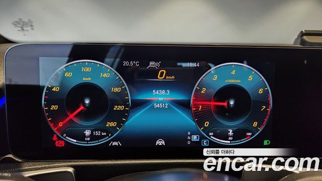 Mercedes-Benz GLB-Class (X247) GLB250 4MATIC 2022 — фото 8