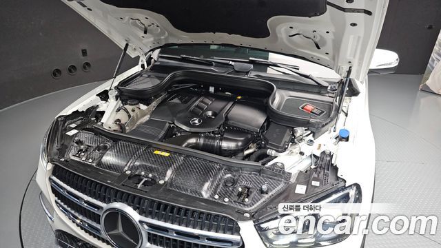 Mercedes-Benz GLE-Class (W167) GLE300d 4MATIC 2024 — фото 6
