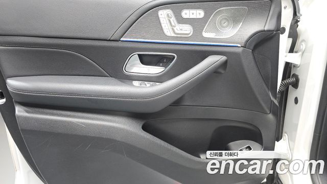 Mercedes-Benz GLE-Class (W167) GLE300d 4MATIC 2024 — фото 24