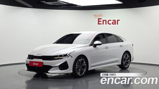 Kia K5 (III) 2.0 Noblesse 2022 — фото 1