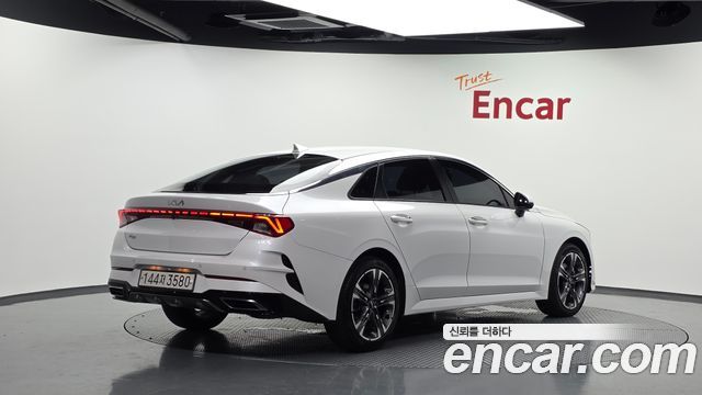 Kia K5 (III) 2.0 Noblesse 2022 — фото 2
