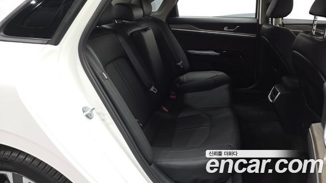 Kia K5 (III) 2.0 Noblesse 2022 — фото 11