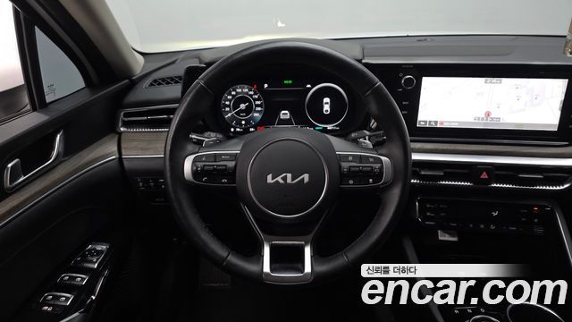 Kia K5 (III) 2.0 Noblesse 2022 — фото 13